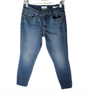 Jessica Simpson high rise skinny ankle jeans frayed hem medium wash size 6/28